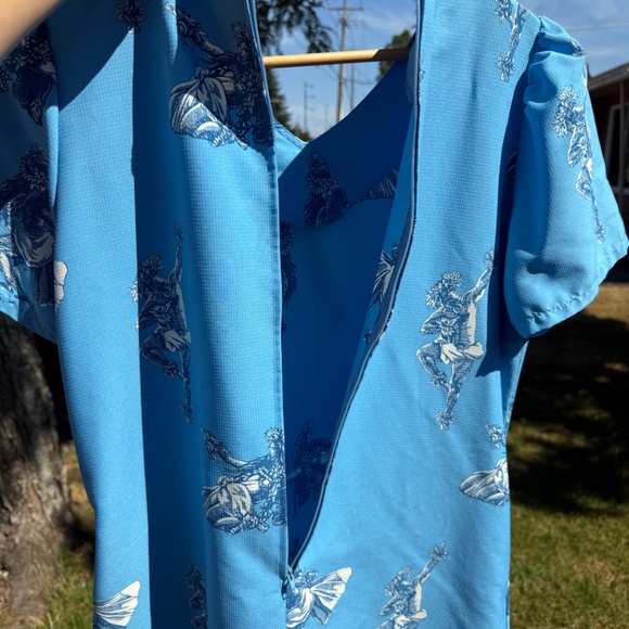 Vintage Blue Tropical Women’s Large 12 Dress Luau From Hilton Hawaiian Village. - Picture 4 of 13